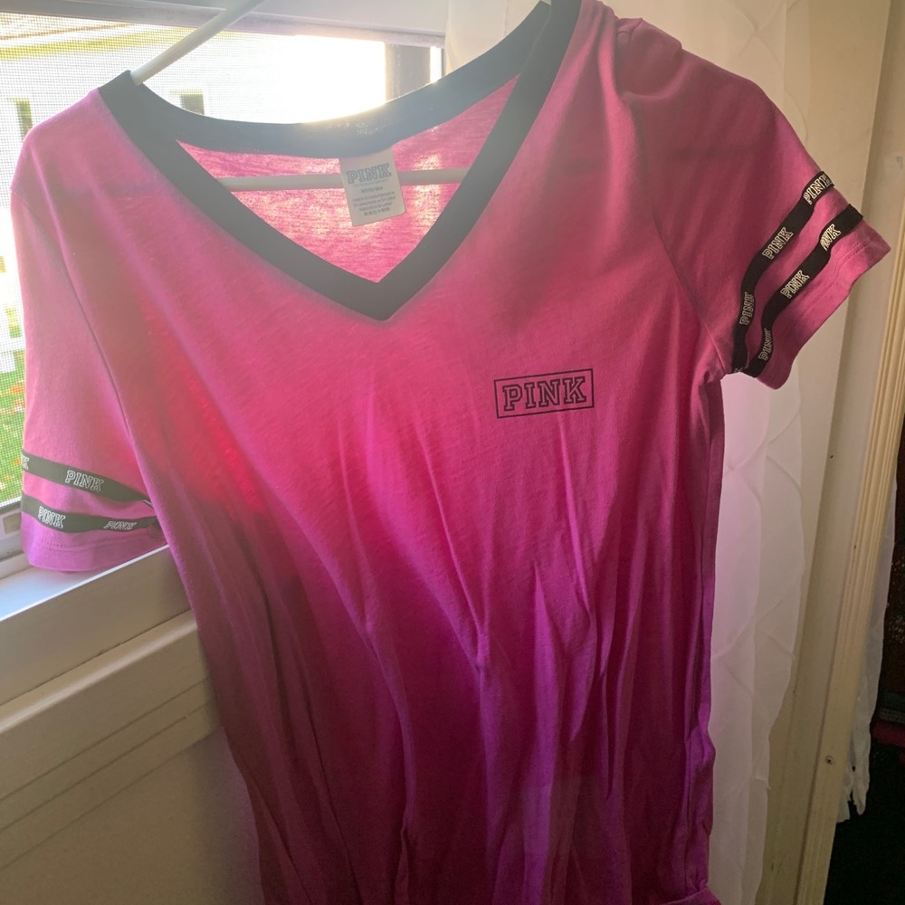 PINK T-shirts